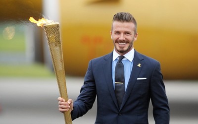 IM电竞动态-两大派系争夺资源