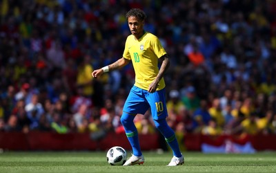 IM电竞快讯-内马尔带伤出战世界杯泪洒赛场